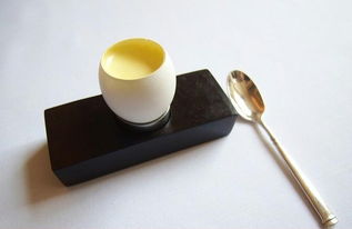 清涼一夏，創(chuàng)意無限 蛋殼冷飲杯及專用開蛋器的母嬰安全指南